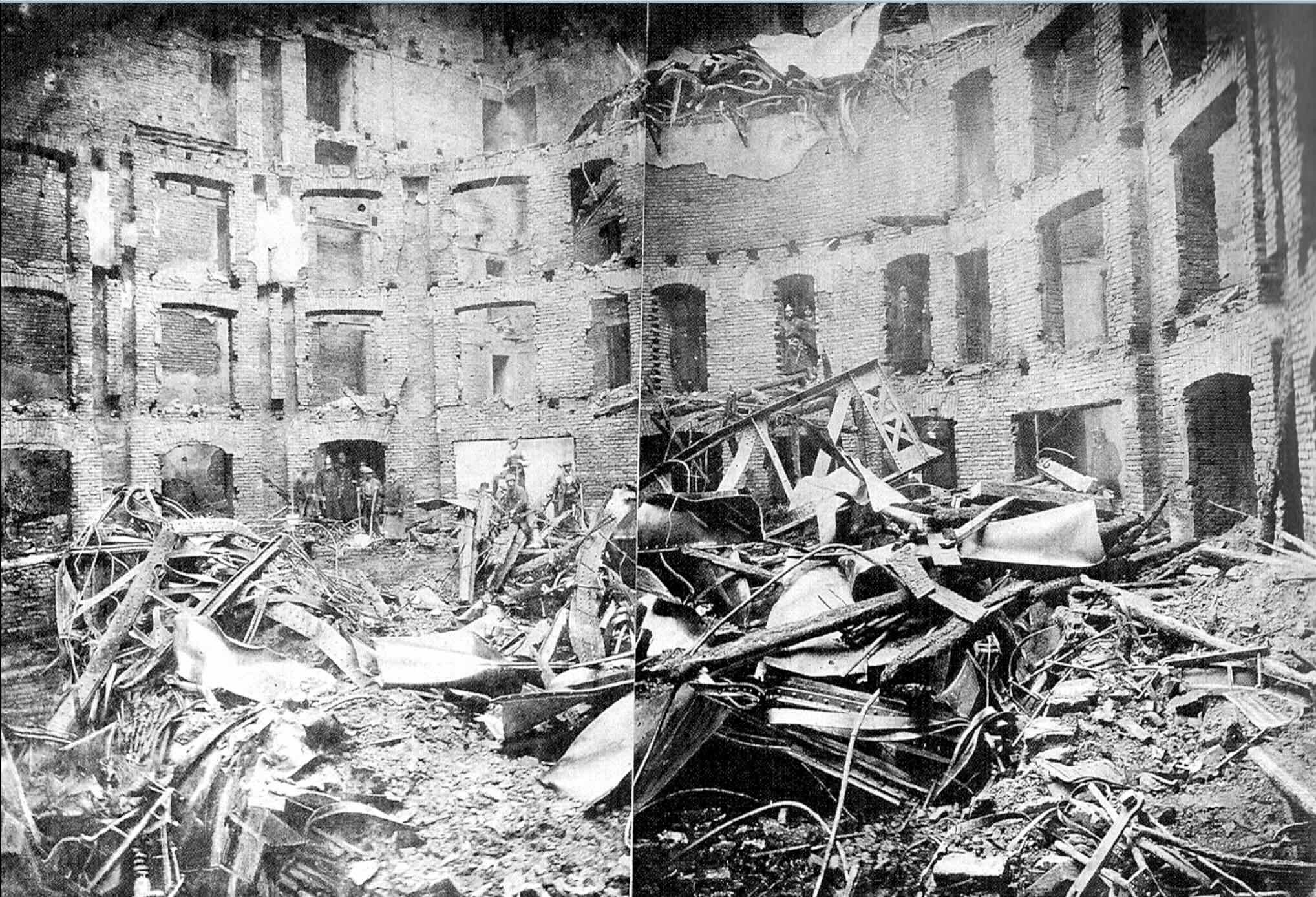 Ringtheater_Ruine_1881 By Mathias Weingartshofer - Blickfänge einer Reise nach Wien - Fotografien 1860-1910; Ausstellungskatalog des Wien Museums, 20002006, Public Domain, https-commons.wikimedia.orgwindex.php?curid=1371380